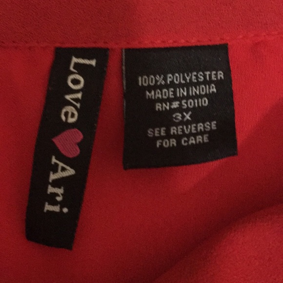 Love Ari  sheer long sleeves red top size 3X - Picture 4 of 5